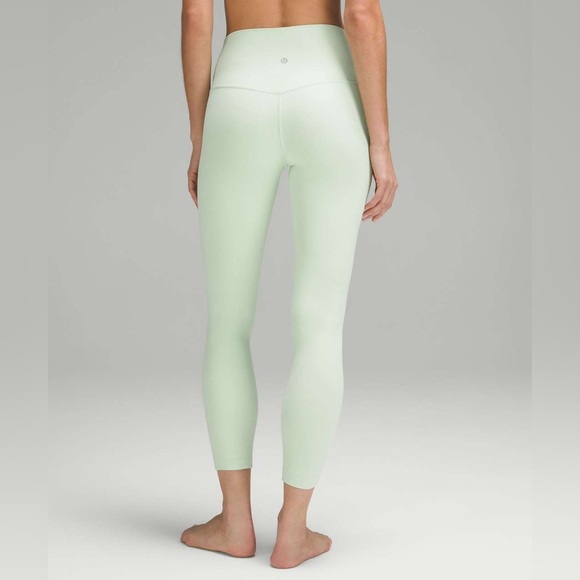 E - Lululemon Align High-Rise Pant 25"
Kohlrabi Green - Picture 1 of 5